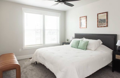 Billings House | Modern Two Bedroom Townhouse with garage