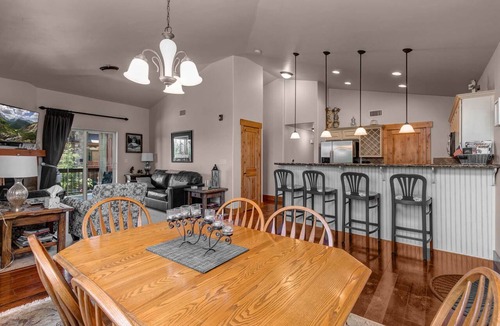 Bear Hollow Village Condo | Moose Mgmt at Bear Hollow 4403 Top Floor-Pool-Hot Tub-Free Shuttle-Clubhouse
