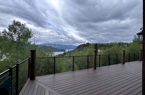 Irwin Cabin | Mountain Cabin with Lake Views and Hot Tub Near Palisades Reservoir, Idaho