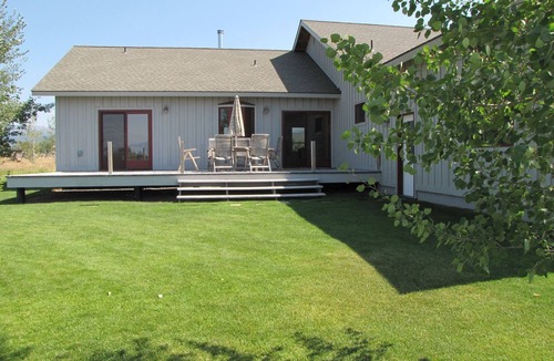 Driggs House | Mountain Greyporch-Relax and Enjoy