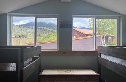 Livingston House | Mountain Living in Pine Creek, Montana-1 Bedroom with Spacious Loft