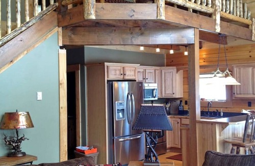 Lazy Acres House | Mountain View Lodge, 20+ min from Yellowstone!