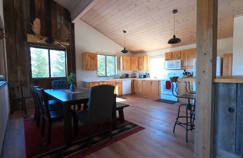 Lazy Acres House | Mountain Views, 3,000 sq ft home, 7 miles to West Yellowstone, Hot tub!