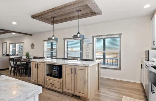 Sweetwater House | New Bear Lake Home with Beautiful Fall Views