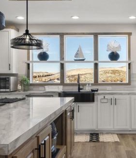 Sweetwater House | New Bear Lake Home with Beautiful Fall Views