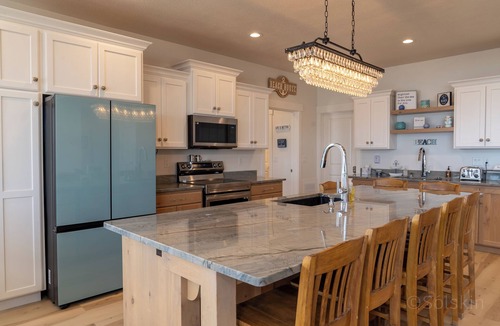 Dingle House | New Construction! North Bear Lake Beach House - 6 bed, 6 bath