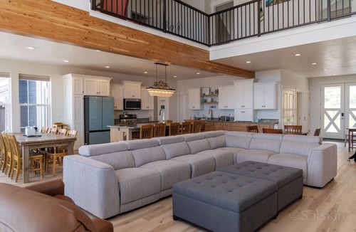 Dingle House | New Construction! North Bear Lake Beach House - 6 bed, 6 bath