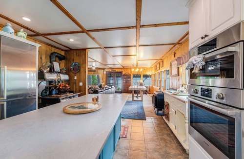 Finley Point House | New! Entire Lakeside Estate on Flathead Lake | Private Beach, Dock & Cherry Orchard