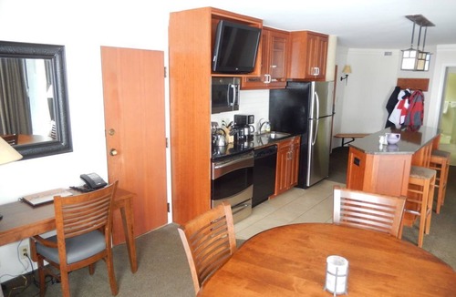 Salt Lake Mountain Resorts Condo | NEW RATE - Cliff Club Snowbird 2-Bedroom Condo - Ski in/out ~ Full Privileges
