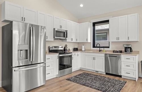 Red Lodge Cottage | Newly Built 2 Bedroom at Rock Creek Cottages