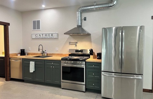 Athol Apartment | Newly completed seperate 800 sqft shouze tucked in the trees near Silverwood.