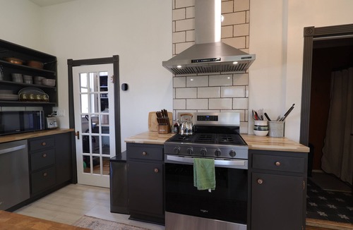Anaconda House | Newly remodeled 3-bedroom house in anaconda perfect for your Montana getaway