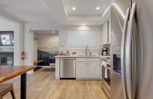 Elkhorn Village Condo | Newly Renovated Condo with Fireplace, Fast WiFi, Balcony & Shared Pool/Hot Tub