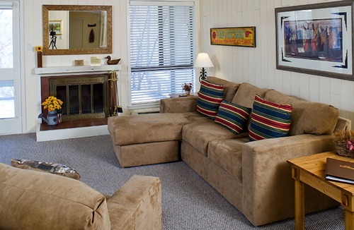 Elkhorn Hotel | One-Bedroom Condo w/Queen Bed, Scenic Views & Steps to Shops and Pool Access
