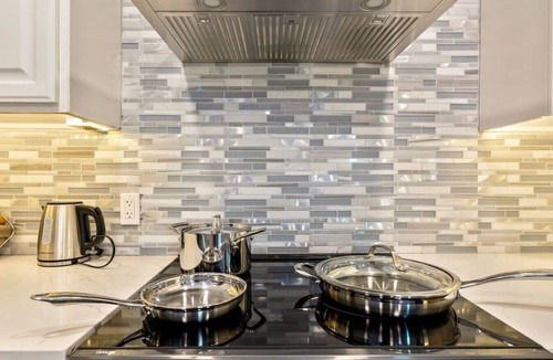 Orem House | Orem Bliss | Central | Patio | Massage*