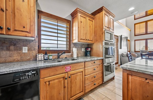 Wolf Creek House | Our Mountain Chalet C702 |Near Powder Mtn| Hot Tub