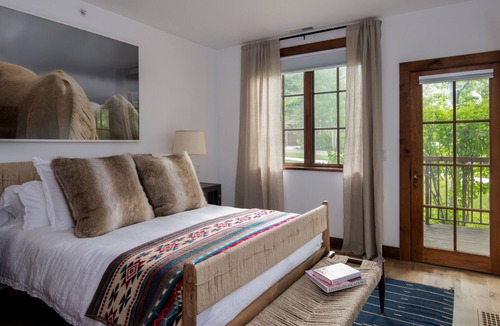 Jackson Condo | Outpost: Grand View 301 - Renovated Condo w/AC