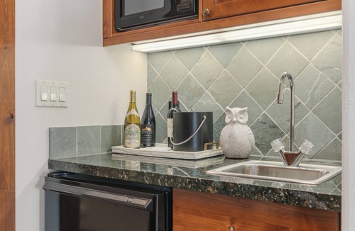 Jackson Condo | Outpost: Grand View 363S - Air Conditioning!