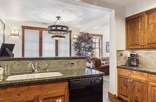 Jackson Condo | Outpost: Grand View 5130 - Air Conditioned!