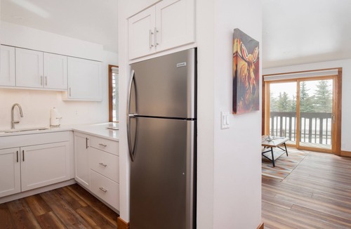 Teton Village Condo | Outpost: Sleeping Indian E3