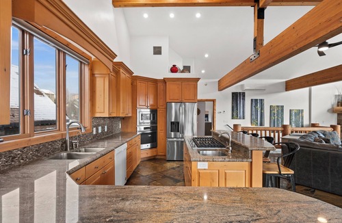 Bear Hollow Village House | Park City Mountain Retreat with Lavish 7-Bedrooms for Winter and Summer Fun