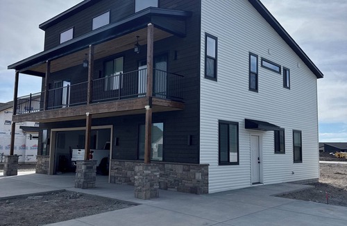 Sugar City Apartment | Peaceful 2-bedroom apartment with AC in charming Sugar City
