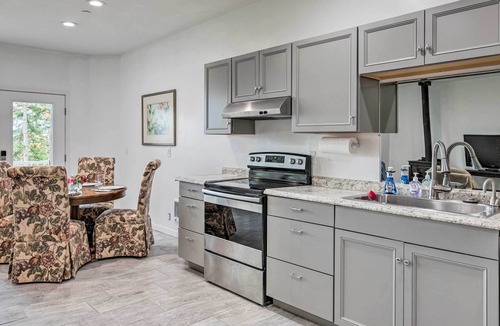 Issaquah House | Peaceful Issaquah Hideaway w/ Sweeping Views