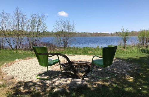 Levering Cabin | Peaceful, lakeside cabin near Mackinaw, Petoskey, Harbor Springs, Cheboygan.