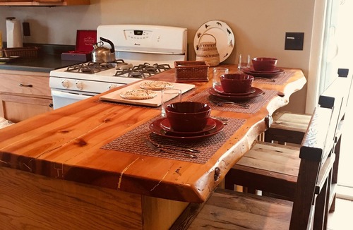 Livingston Apartment | Peaceful Slice of Paradise!Peaceful Slice of Paradise!