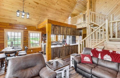 Sundance House | Peaceful Wyoming Cabin w/Spacious Deck & Wet Bar!