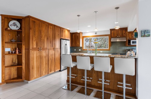 Latah Valley Condo | Penthouse in Browne’s Addition – 3BR/3BA, Views, Sauna, Two Balconies, 2,400 SF,