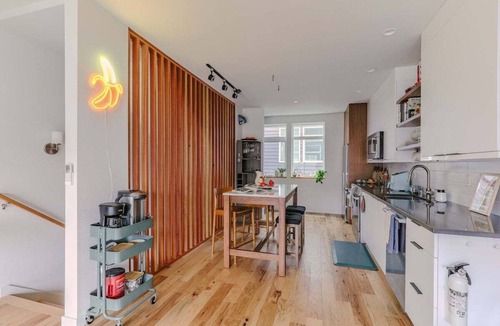 Columbia City House | Perch - Colombia City Comfort: 3 Bedrooms | Conveniently Located Near Transit