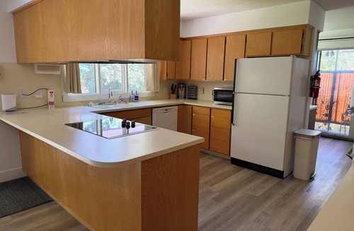 Rexburg House | Pet-Friendly 2BR Near BYU-I with Fenced Yard