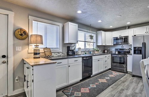 Caldwell House | Pet-Friendly Caldwell House Near Boise River!