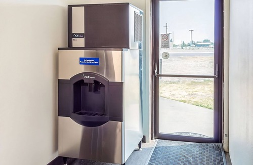 Shelby Hotel | Pet Friendly Stay! 2 Comfy Units w/Free Parking! Near Downtown & Attractions!