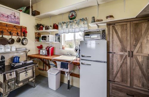 Grangeville House | Pets Welcome! Quiet Country Cabin in Grangeville