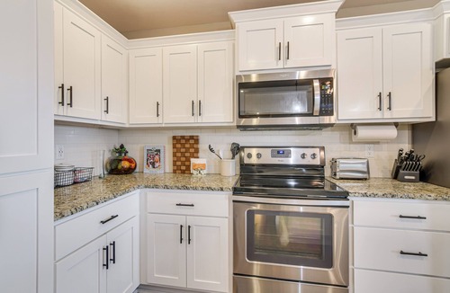 Ozark House | Pool Access, Grill & Gazebo: Ozark Getaway!