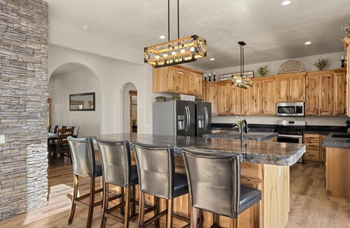Fish Haven House | Pool, Racquetball, RV, Sauna - Retreats & Events!