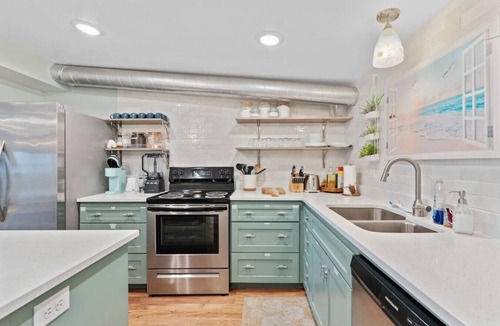 Rexburg Apartment | Port Main | Downtown Nautical Stay by BYU-Idaho