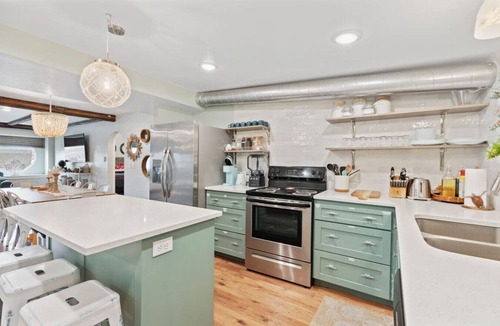Rexburg Apartment | Port Main | Downtown Nautical Stay by BYU-Idaho