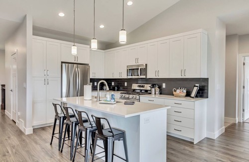 Wolf Creek House | Powder & Pine: 6-bedroom Ski House with Spectacular Mountain and Lake Views