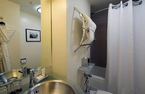 Downtown Portland Hotel | Premium King | Hotel Lucia | Art Hotel, Downtown Dining, Waterfront Walks