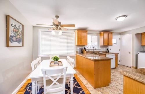 Murray House | Prime Location Remodeled Rambler Near Cottonwood Canyons