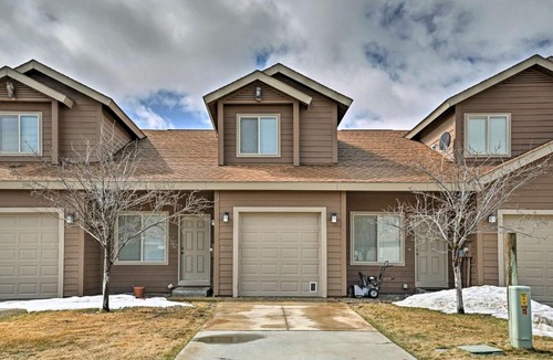 Donnelly House | Prime Snowy Retreat Mins to Tamarack & McCall!