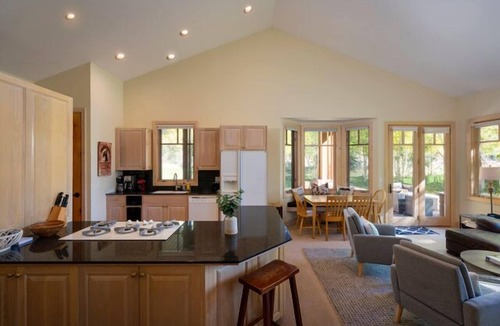Sun Valley House | Private 2-Br Gimlet Home with Mountain View’s and River Access
