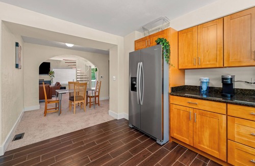 Tukwila House | Private 4BR Free Parking Near Airport & Seattle