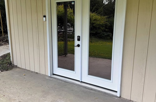 Wilburton Condo | Private Bellevue Retreat | Monthly Stays | Near Microsoft & Downtown