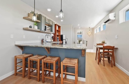 Caldwell House | Private Caldwell Guesthouse w/King Bed, Balcony & Kitchenette