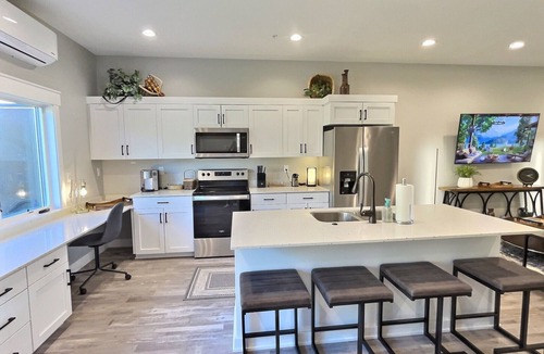 Swan Valley Condo | RAINEY CREEK RETREAT