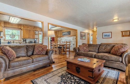 West Yellowstone Cabin | Rangers Retreat